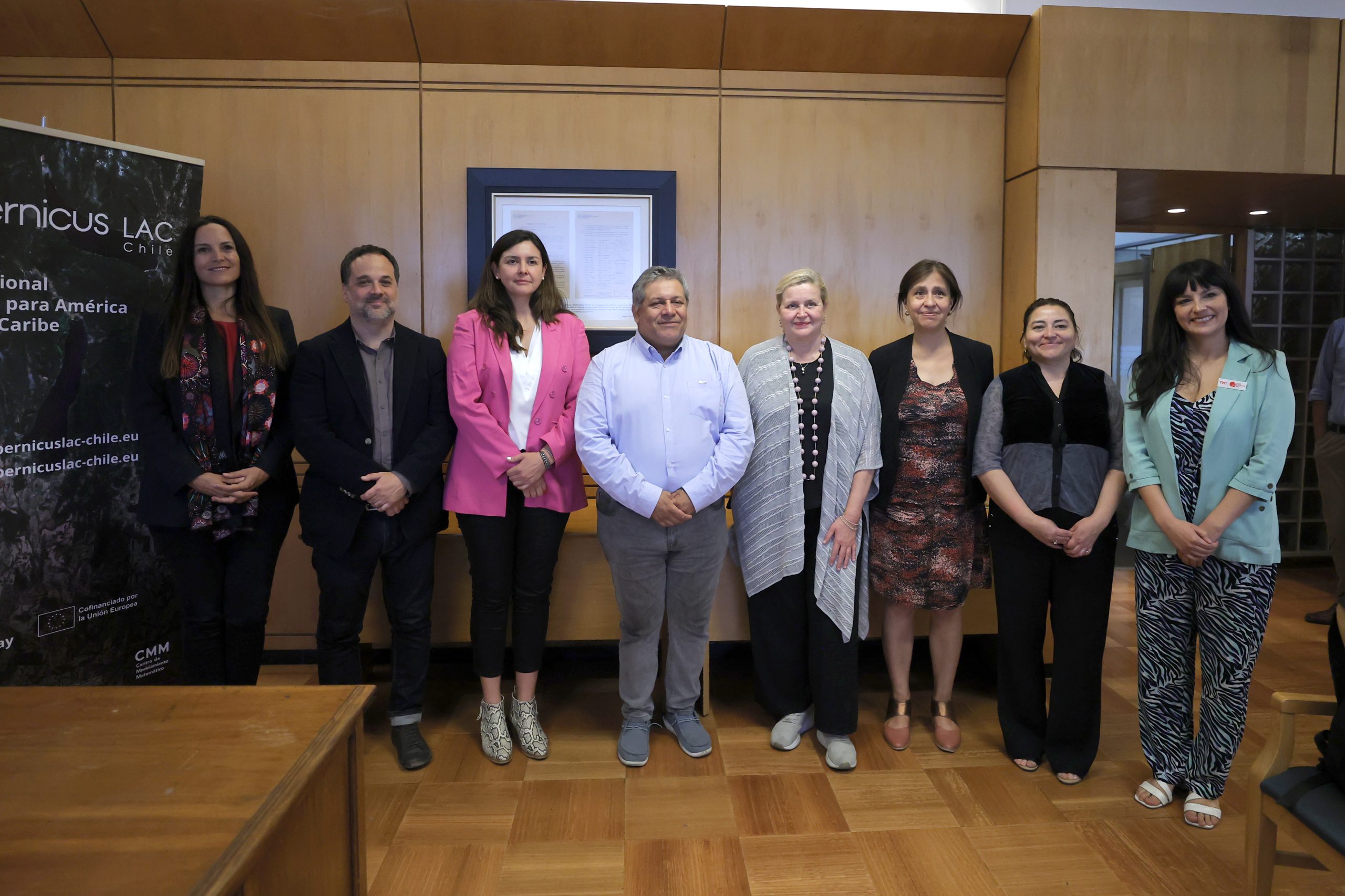 Universidade do Chile e União Europeia promovem a divulgação científica para combater a desinformação